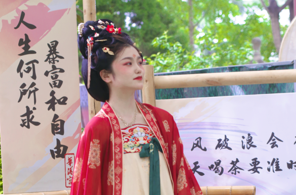 五一假期，&ldquo;油菜花姑娘&rdquo;帶您探游西安