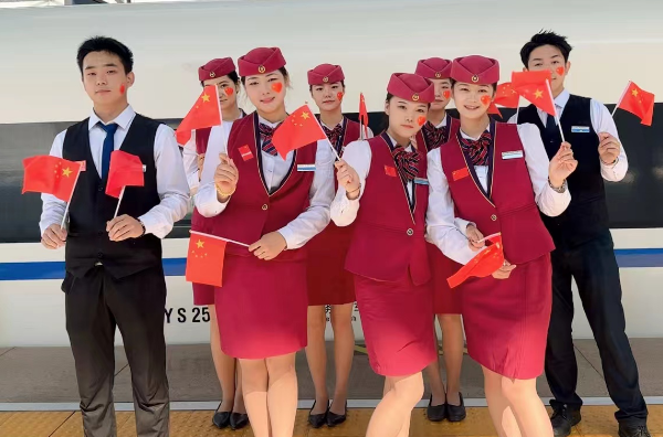 喜迎國慶 愛在高鐵 | 宜路行公司開展&ldquo;實練職培，提升服務(wù)品質(zhì)&rdquo;活動